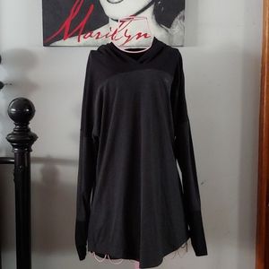 NWOT puma work out top